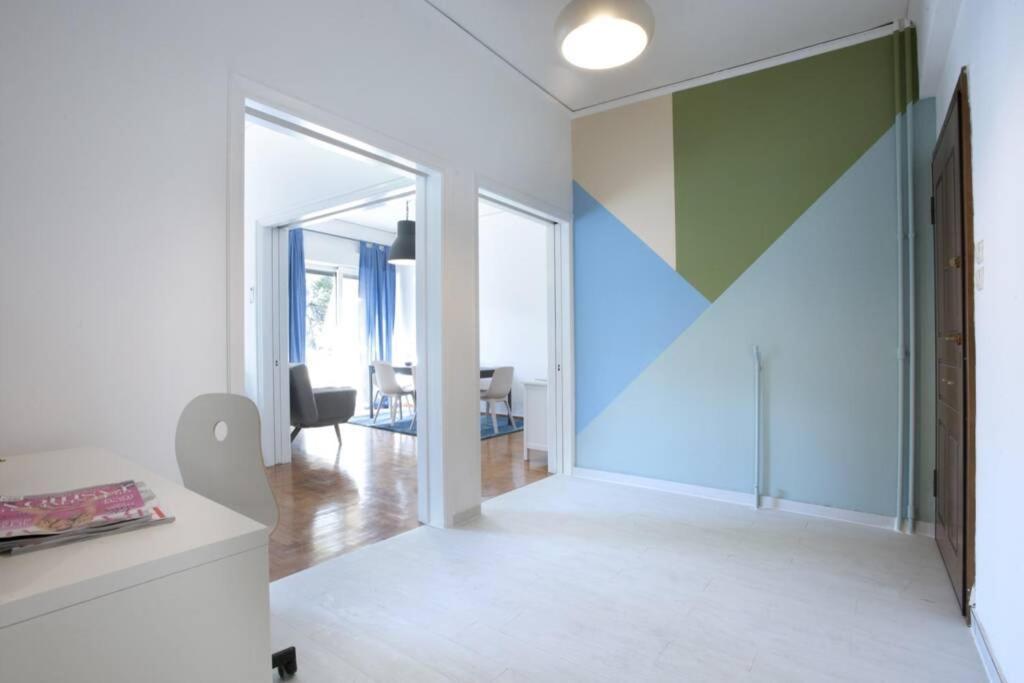Palaio Faliro, A Bright And Spacious Apartment Ateny Zewnętrze zdjęcie